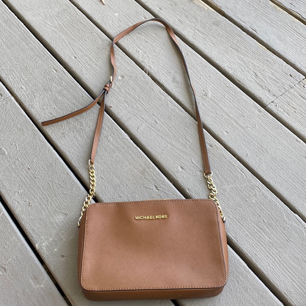 🌈 Michael Kors Crossbody Leather Purse